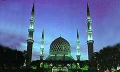Sultan Salahuddin Abdul Aziz Shah Mosque in Selangor