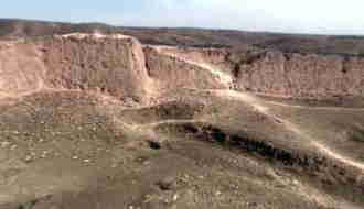 1Up Travel - The Great Wall of China - desert