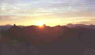1Up Travel - The Great Wall of China - sunset