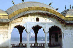 Taj Mahal -- Agra, the chosen city