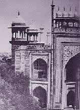 Taj Mahal - the Entrance