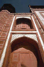 Taj Mahal - the Entrance