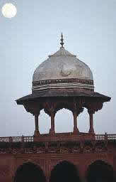 Taj Mahal -- the chhatris