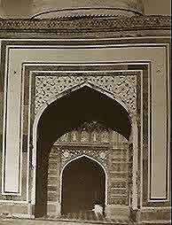 Taj Mahal -- the masjid