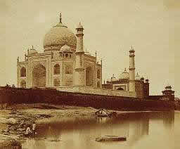 Taj Mahal - The Symmetrical