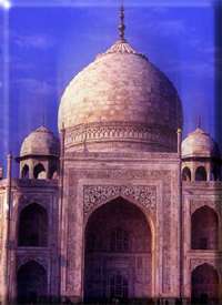 Taj Mahal - the Dome at Sunset
